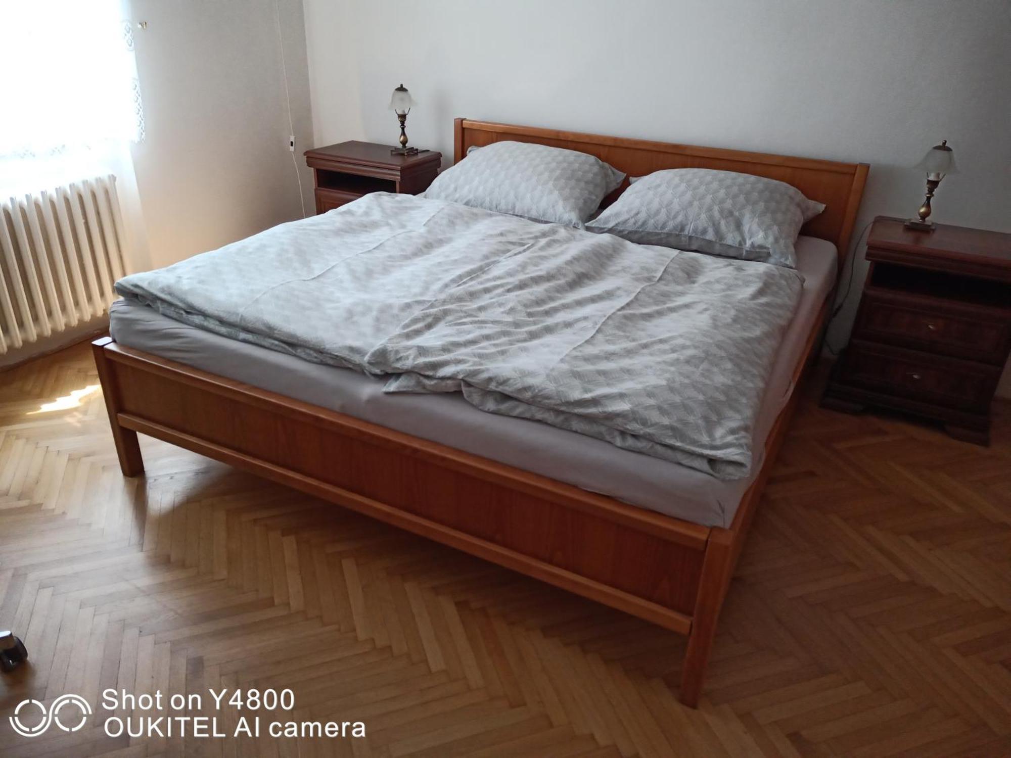 Byt - Apartman - Robotnicka Братислава Экстерьер фото